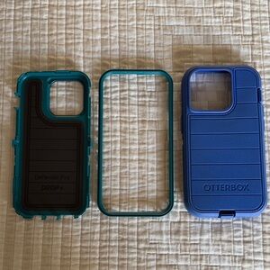 OtterBox Defender Pro Series- Rain Check